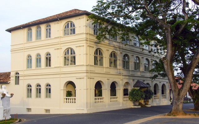 Hotels and resorts in 