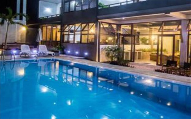 Hotels and resorts in SRI LANKA