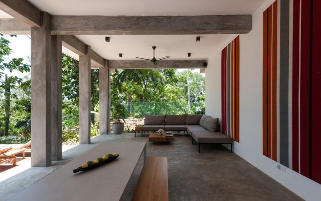 Hotels and resorts in SRI LANKA