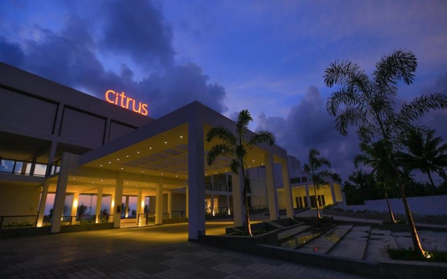 Hotels and resorts in SRI LANKA