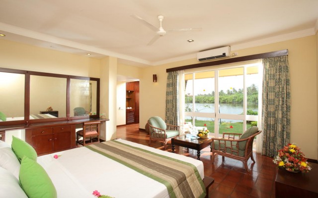 Hotels and resorts in SRI LANKA