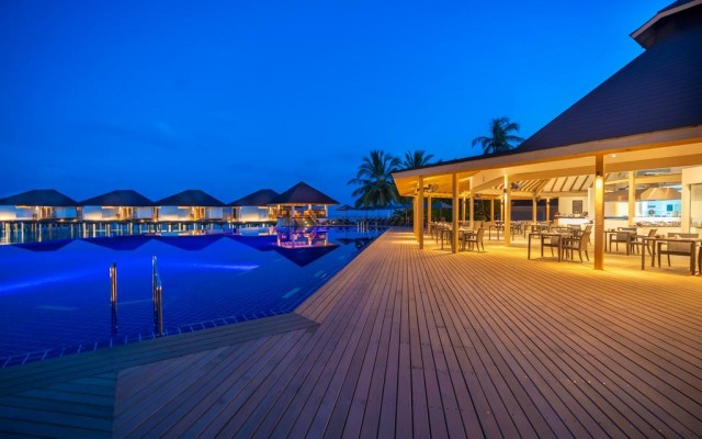 Hotels and resorts in MALDIVES