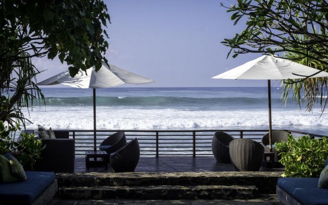 Hotels and resorts in SRI LANKA