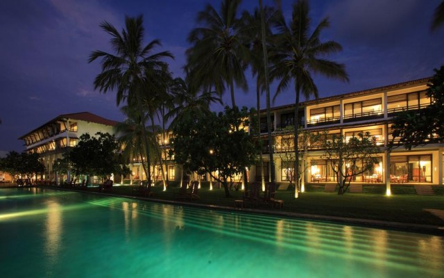 Hotels and resorts in 