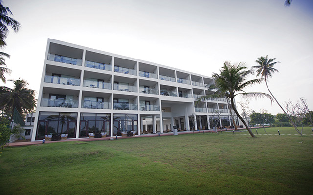 Hotels and resorts in SRI LANKA