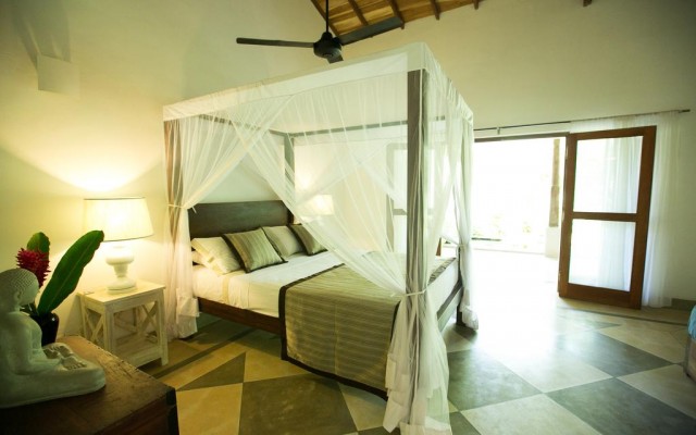 Hotels and resorts in SRI LANKA