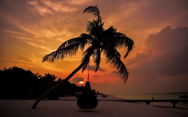 Holidays to MALDIVES