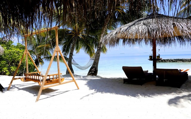 Holidays to MALDIVES