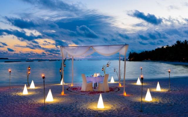 Holidays to MALDIVES